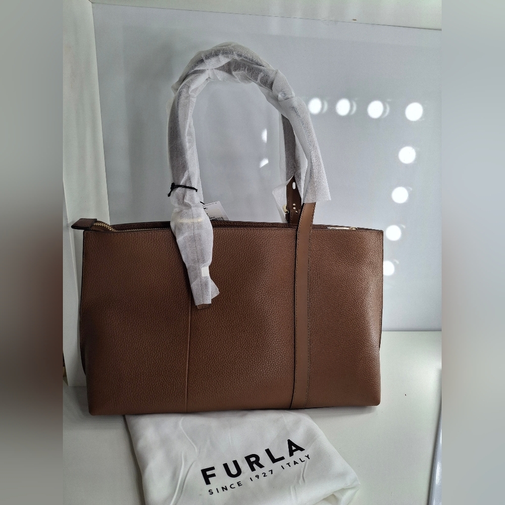 Furla Brown Leather Tote Bag NWT Includes Dust Bag - Picture 2 of 6